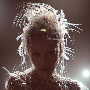 看十七八岁女孩的逼
